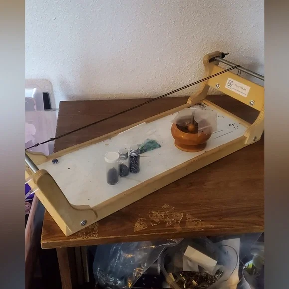 Black and Gold Wearable Tech Bracelet - Picture 10 of 10